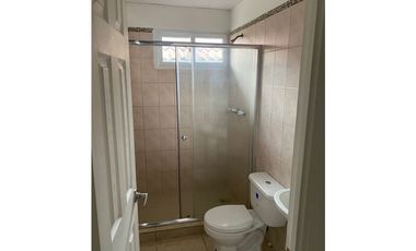 SE ALQUILA CASA EN LA CHORRERA