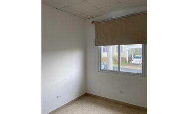 SE ALQUILA CASA EN LA CHORRERA