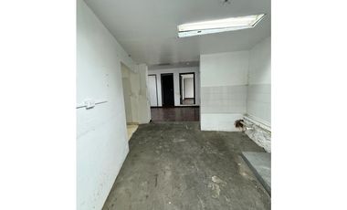 Casa para uso Comercial 320 mts en alquiler San Francisco -