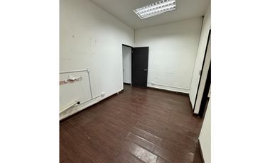 Casa para uso Comercial 320 mts en alquiler San Francisco -