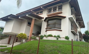 ALQUILO CASA EN BARRIO PRIVADO - ALTOS DEL GOLF $3000!!