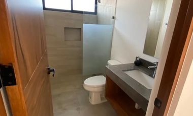 CASA EN VENTA DE 3 RECAMARAS EN CONKAL