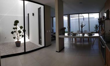 Casa en Venta, Zibata