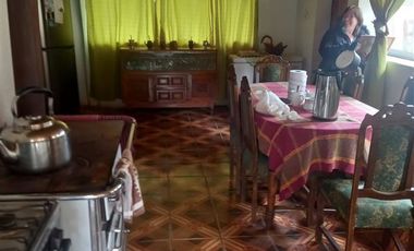 Casa en Venta en A 35 Kilometro de Linares por la Escuela y Posta de Vega de Salas