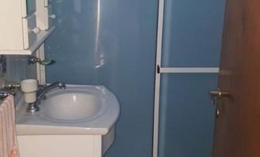 Chalet más departamento de 1 ambiente con baño