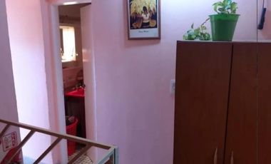 Casa en venta - 3 Dormitorios 1 Baño - Local - 186Mts2 - Ramos Mejía