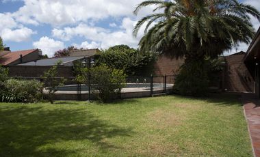 Casa en  Barrio Parque Quilmes