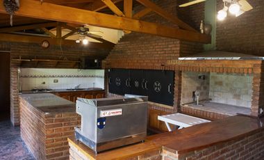Casa en  Barrio Parque Quilmes