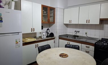 VENTA Dpto en plena peatonal de Santa Fe!