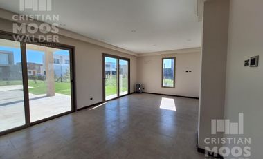 Casa en venta 6 ambientes - Riberas