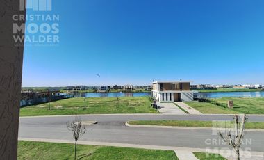 Casa en venta 6 ambientes - Riberas