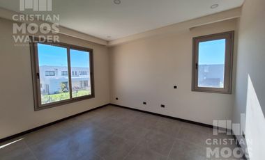 Casa en venta 6 ambientes - Riberas