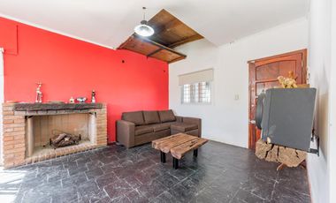 VENTA - Casa 1 dormitorio  - Pueblo Esther