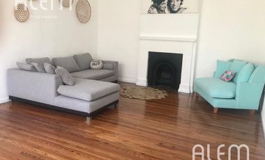 Casa de 4 dormitorios en venta en Lomas de Zamora