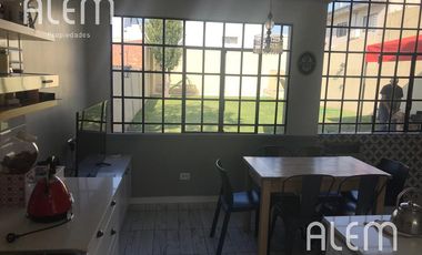 Casa de 4 dormitorios en venta en Lomas de Zamora