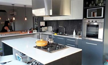Casa en venta - 3 dormitorios 3 baños 2 cocheras - 220mts2 - Los Talas