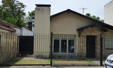 Casa en venta en Villa Elisa