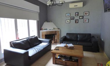Casa en venta en Villa Elisa