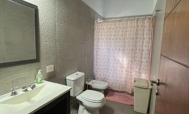 Casa en alquiler- Residencial 1 lote 330 de Costa Esmeralda - Cercania a la playa
