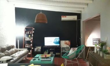 Casa en venta - 3 dormitorios 2 baños - Cochera - 288mts -  Berisso