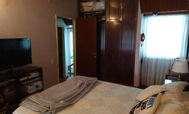 Casa en venta, seis ambientes en Lujan Centro.