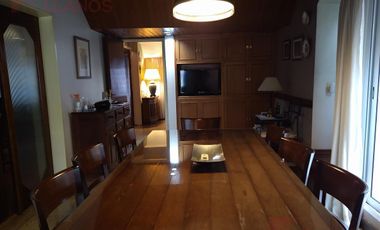 Casa en venta, seis ambientes en Lujan Centro.