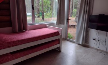 Casa en venta - 4 Dormitorios 2 Baños - 950Mts2 - Senderos III, Costa Esmeralda