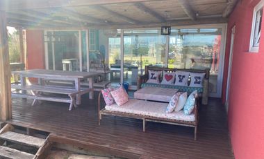 Casa en venta - 4 Dormitorios 3 Baños - 130mts2 - Costa Esmeralda