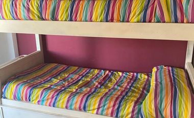Casa en venta - 4 Dormitorios 3 Baños - 130mts2 - Costa Esmeralda