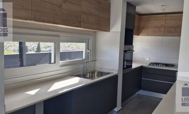 Departamento en  Moreno Center