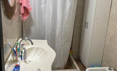 Galpon con vivienda, aprobado para 4 departamentos mas!