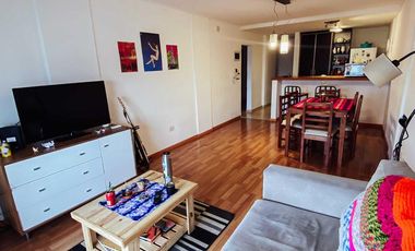 Departamento en venta - 2 Dormitorios 1 Baño - 90 mts2 - La Plata