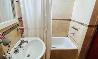 Departamento en venta - 2 Dormitorios 1 Baño - 90 mts2 - La Plata