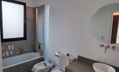Espectacular casa con vista a la laguna en Pilará | VCO Propiedades