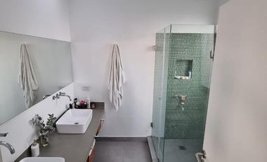 Espectacular casa con vista a la laguna en Pilará | VCO Propiedades