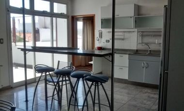 Vivienda en Planta Alta con Local en Planta Baja