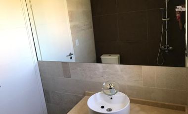 Casa en Venta y Alquiler al Lago - Ceibos, Puertos del Lago
