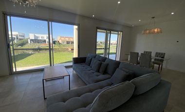 Casa en Venta y Alquiler al Lago - Ceibos, Puertos del Lago