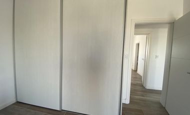Casa en Venta y Alquiler al Lago - Ceibos, Puertos del Lago
