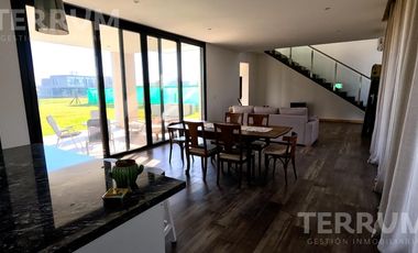 CASA VENTA CANNING BARRIO TERRALAGOS