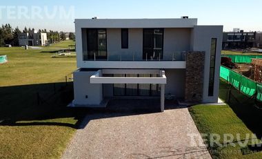 CASA VENTA CANNING BARRIO TERRALAGOS