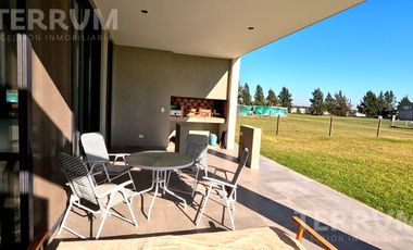 CASA VENTA CANNING BARRIO TERRALAGOS