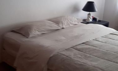 Casa tres ambientes con patio y quincho a la venta en Wilde