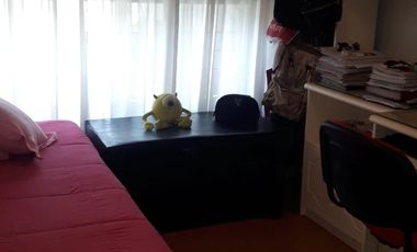 Casa tres ambientes con patio y quincho a la venta en Wilde