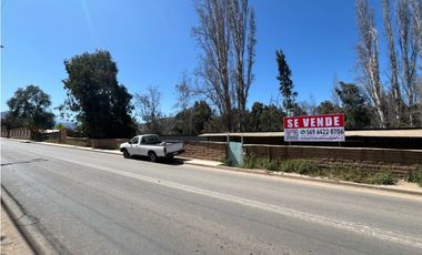 Terreno 5680m2 Orilla de Carretera Agua Luz Acciones de Riego