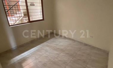 ALQUILER APARTAMENTO SEGUNDO PISO FLORALIA