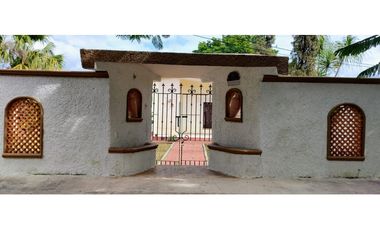 Venta casa quinta con locales Kanasin Mérida Yucatán