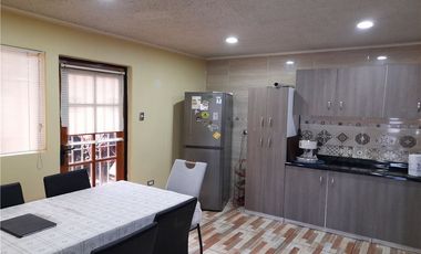 OPORTUNIDAD !!  HERMOSA CASA