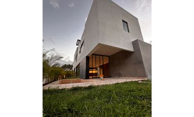 Venta casa nueva Paseos Country Mérida