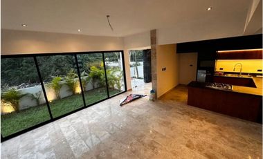 Venta casa nueva Paseos Country Mérida